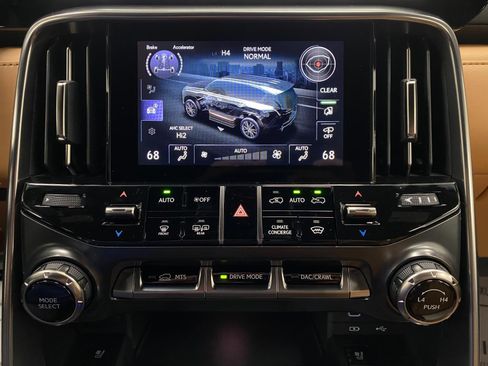 New 2026 Lexus LX 700h Luxury AWD/4WD image 25