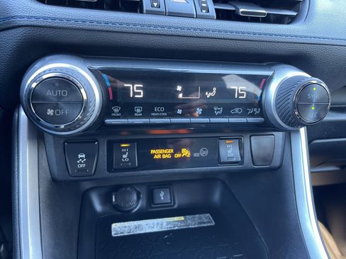 Used 2021 Toyota RAV4 XSE image 13