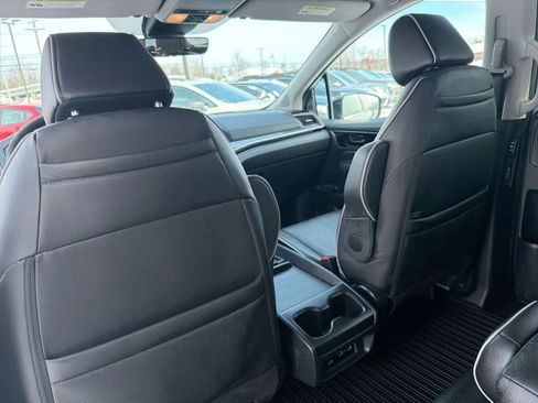 Used 2023 Honda Odyssey Elite image 19