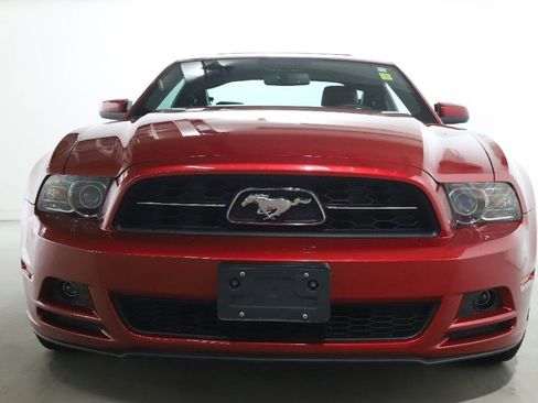 Used 2013 Ford Mustang Premium image 6