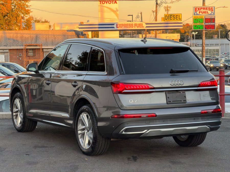 Used 2022 Audi Q7 3.0T Premium Plus w/ Premium Plus Package AWD/4WD image 15