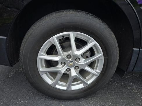 Used 2022 Chevrolet Equinox LT AWD/4WD image 12