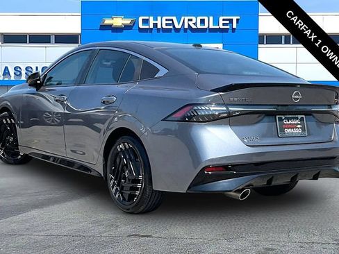 Used 2026 Nissan Sentra SR w/ Floor Mat Package FWD image 3
