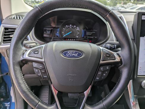 Used 2024 Ford Edge Titanium AWD/4WD image 19