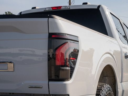 Certified 2021 Ford F150 XLT w/ XTR Package AWD/4WD image 19