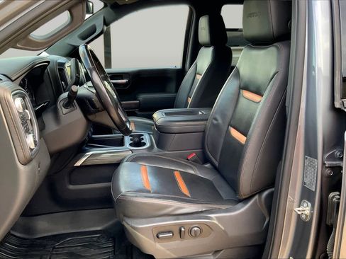 Used 2019 GMC Sierra 1500 AT4 w/ AT4 Premium Package AWD/4WD image 8