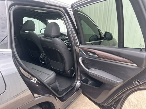 Used 2021 BMW X3 xDrive30i w/ Convenience Package AWD/4WD image 14