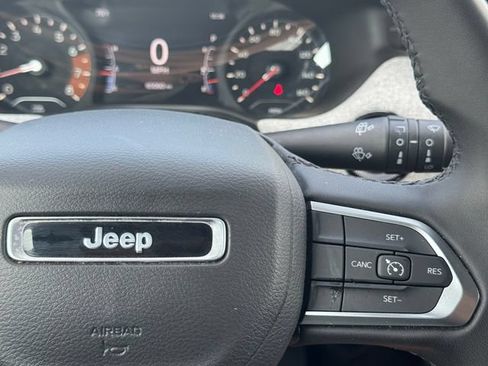 Certified 2024 Jeep Compass Latitude AWD/4WD image 26