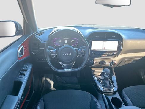 Used 2025 Kia Soul GT-Line image 23