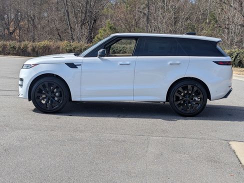 New 2026 Land Rover Range Rover Sport Dynamic SE image 5