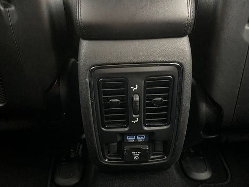 Used 2021 Jeep Grand Cherokee Limited RWD image 42