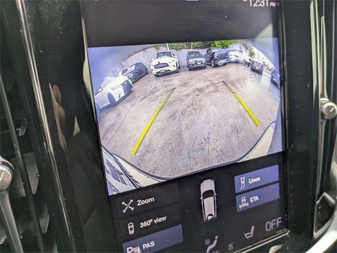 Used 2020 Volvo V60 T6 R-Design w/ Protection Package image 21