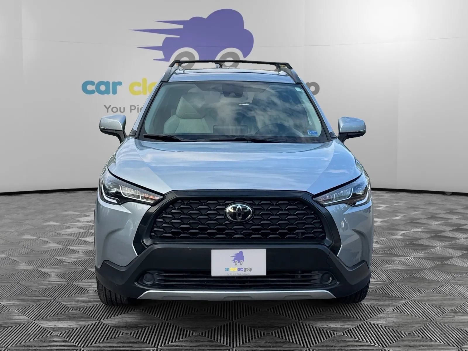 Used 2022 Toyota Corolla Cross LE w/ Moonroof Package AWD/4WD image 8