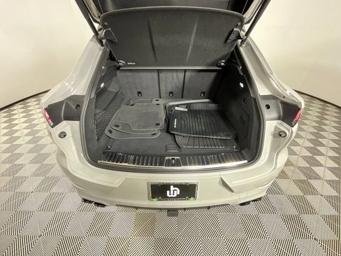 Used 2022 Porsche Cayenne GTS image 28