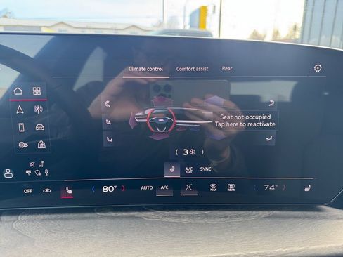 Used 2025 Audi Q5 Premium Plus w/ Premium Plus image 16