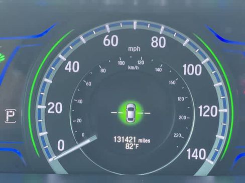 Used 2015 Honda Accord Touring image 19