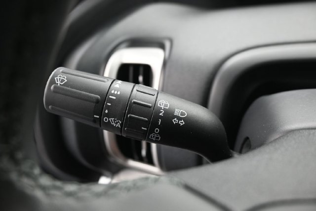 Used 2025 Ford Expedition Active AWD/4WD image 18