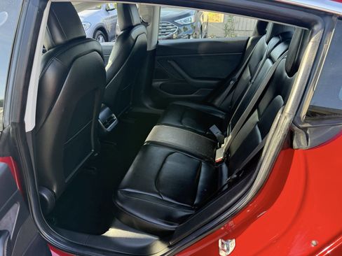 Used 2018 Tesla Model 3 Long Range RWD image 13