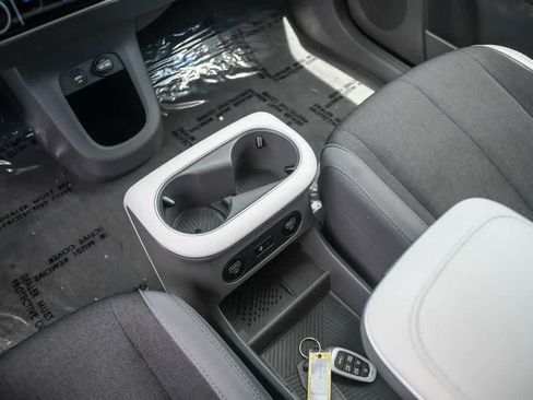 Used 2024 Hyundai Ioniq 5 SEL RWD image 19