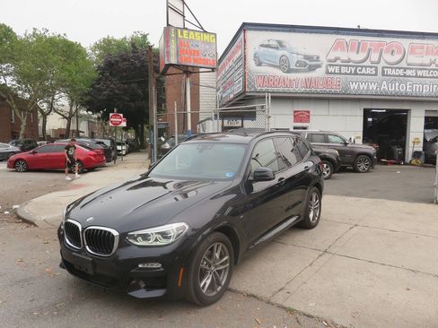 Used 2019 BMW X3 xDrive30i w/ M Sport Package 2 AWD/4WD image 2