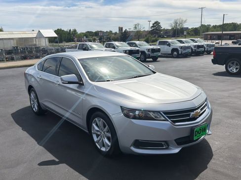 Used 2017 Chevrolet Impala LT image 1