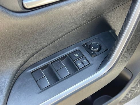 Used 2020 Toyota RAV4 XSE AWD/4WD image 7