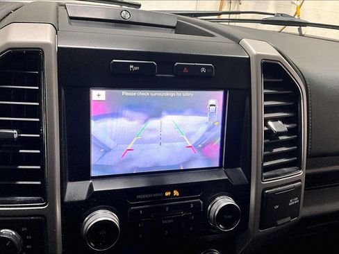 Used 2019 Ford F150 Lariat w/ Equipment Group 502A Luxury image 14