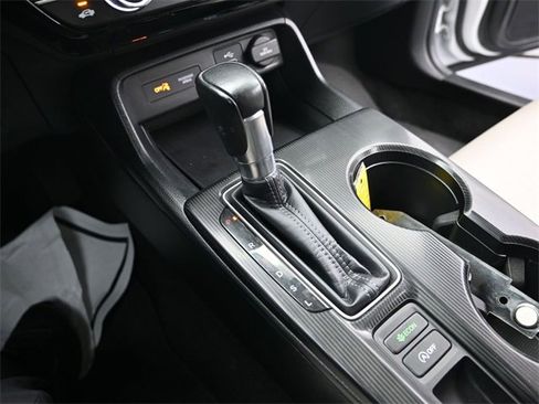 Used 2024 Honda Civic EX-L image 15