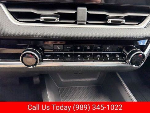 New 2026 Chevrolet Equinox LT AWD/4WD image 23