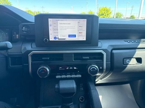 Certified 2024 Toyota Tacoma SR AWD/4WD image 20