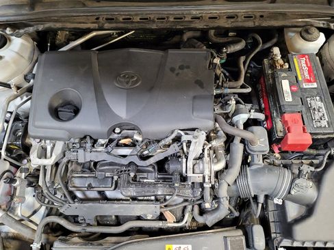 Used 2019 Toyota Camry SE image 30