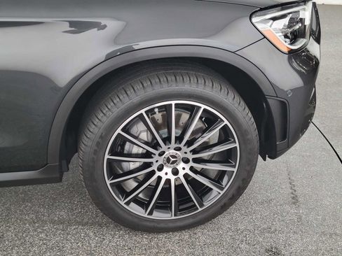Used 2022 Mercedes-Benz GLC 300 4MATIC Coupe image 9