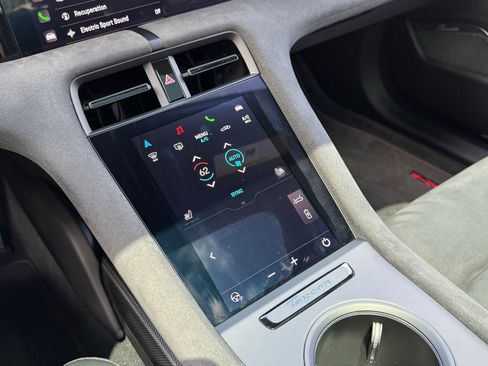 Certified 2024 Porsche Taycan GTS image 23