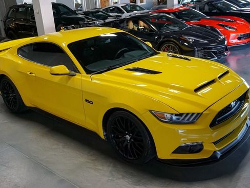 Used 2015 Ford Mustang GT Premium w/ GT Performance Package RWD image 40