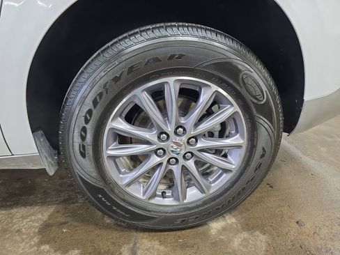 Used 2023 Buick Enclave Essence w/ Trailering Package, 5000 lbs. image 32