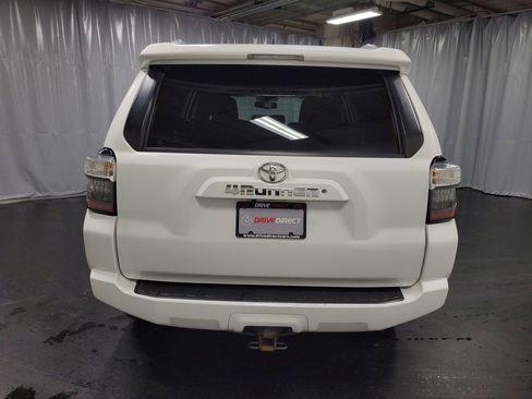 Used 2017 Toyota 4Runner SR5 Premium AWD/4WD image 7