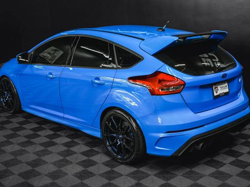 Used 2017 Ford Focus RS image 35