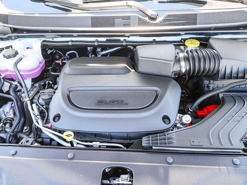 New 2026 Chrysler Pacifica Limited image 30