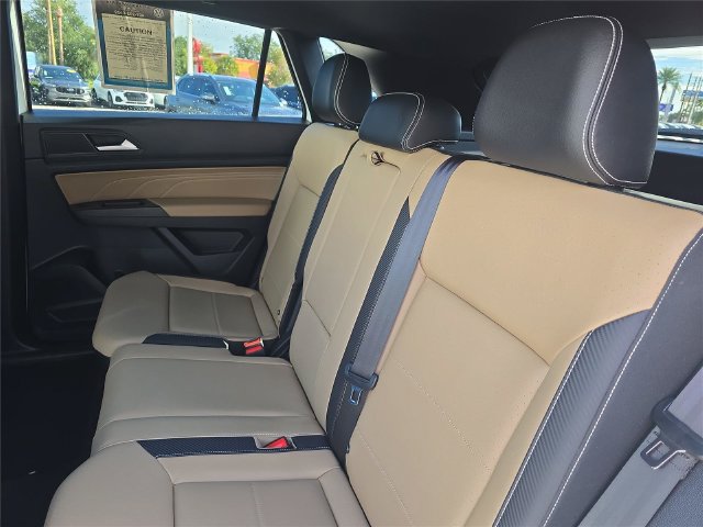 Used 2023 Volkswagen Atlas Cross Sport SE FWD image 10