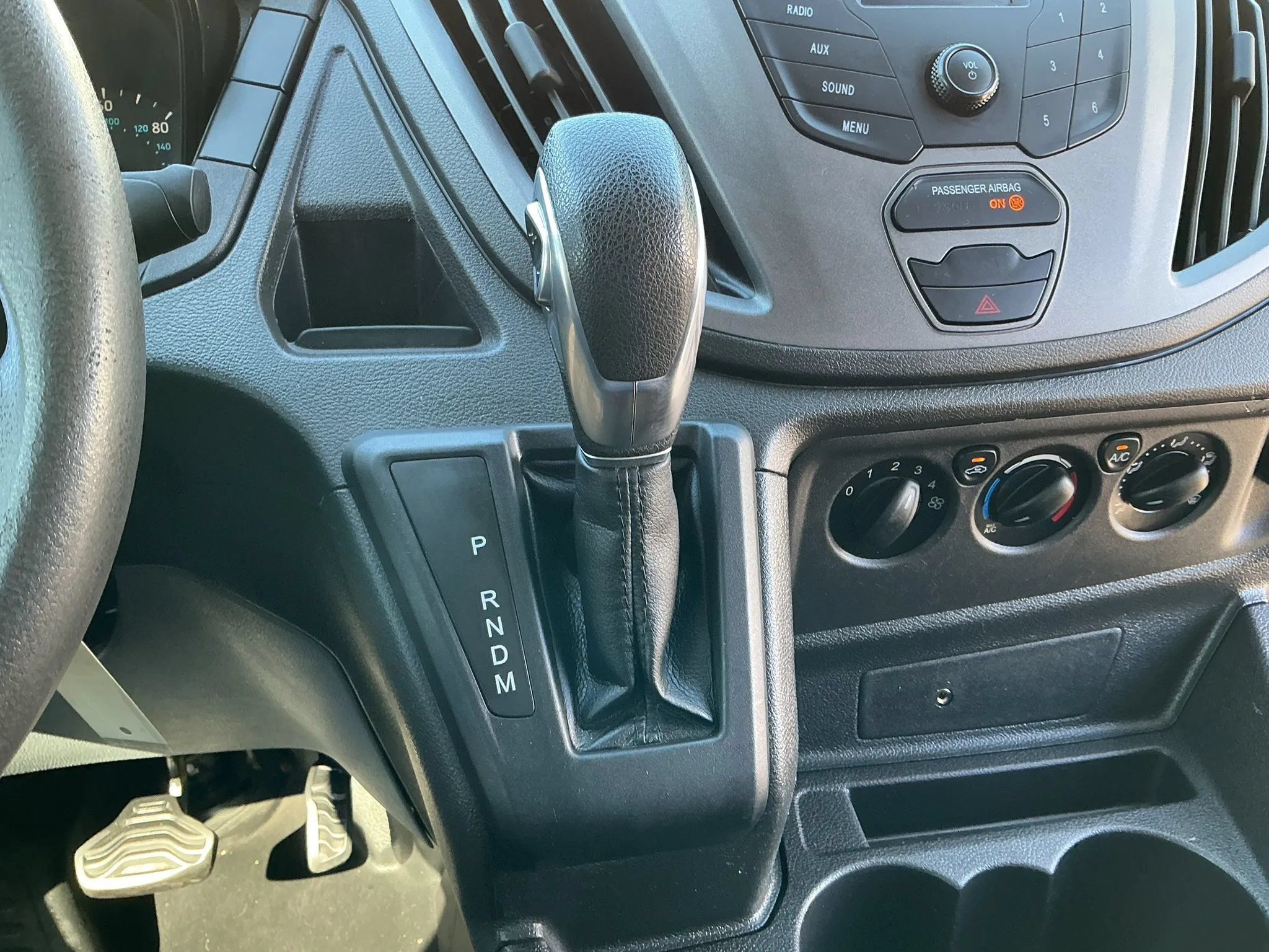 Used 2019 Ford Transit 250 130 Low Roof w/ Exterior Upgrade Package RWD image 19