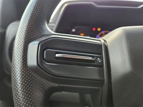 Used 2024 Chevrolet Colorado W/T image 23