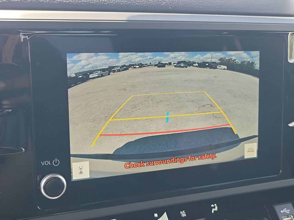 New 2025 Toyota Tundra SR w/ SR Tow Package AWD/4WD image 30