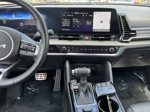 Used 2025 Kia Sportage X-Pro AWD/4WD image 30