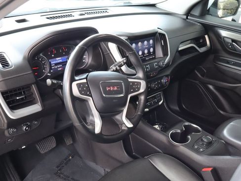 Used 2024 GMC Terrain SLT FWD image 17