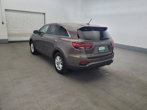 Used 2019 Kia Sorento FWD image 5