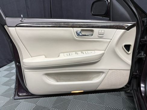 Used 2008 Cadillac DTS FWD image 22