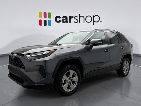 Used 2024 Toyota RAV4 XLE image 1