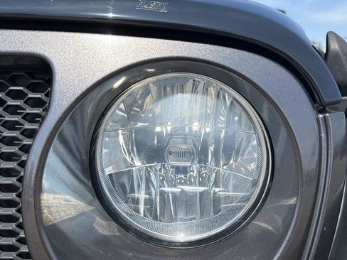 Used 2019 Jeep Wrangler Unlimited Sport S AWD/4WD image 21