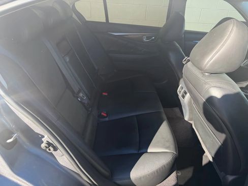 Used 2018 INFINITI Q50 Luxe w/ Essential Package (3.0T Luxe) image 15