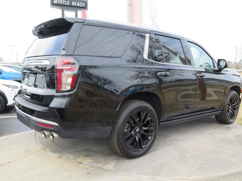 Used 2023 Chevrolet Tahoe High Country image 3